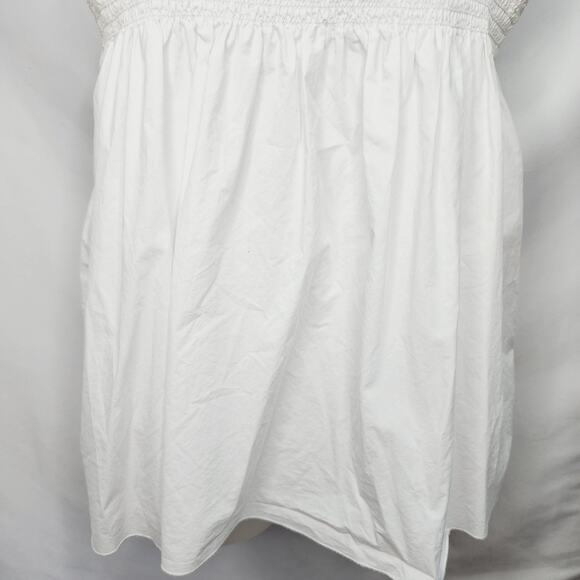 Vineyard Vines Women's White Sleeveless Smocked Top size Large Hi- Low Hem - Picture 6 of 15